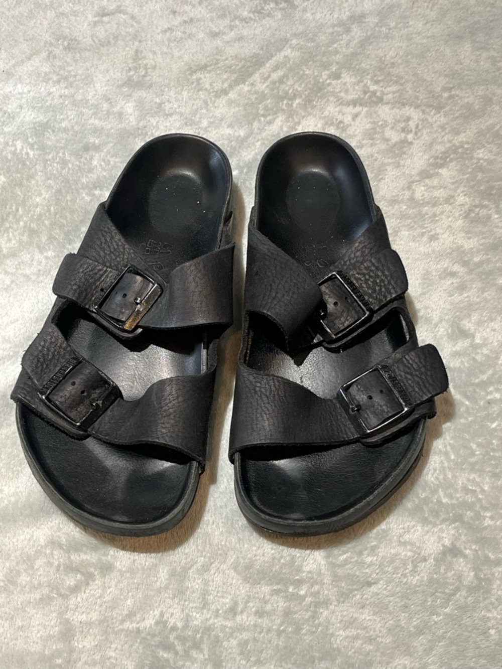Birkenstock Arizona Leather Black Slide SandalsTwo-Strap Slide Sandals sz 41/ 10